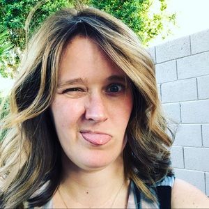 Meet your Posher, Caitlyn